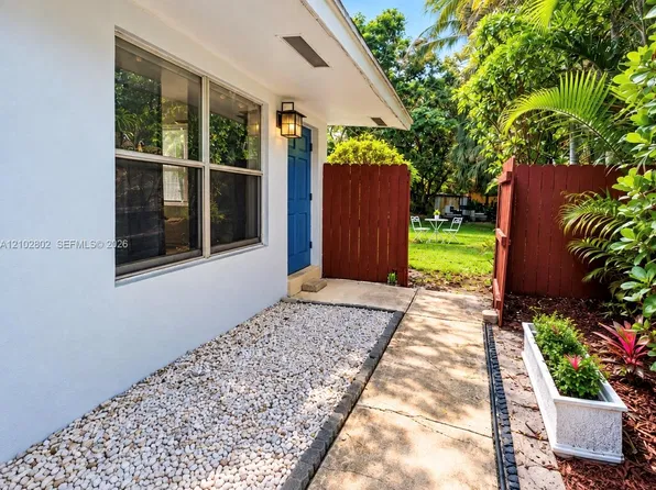 920 NE 40th St #3, Oakland Park, FL 33334