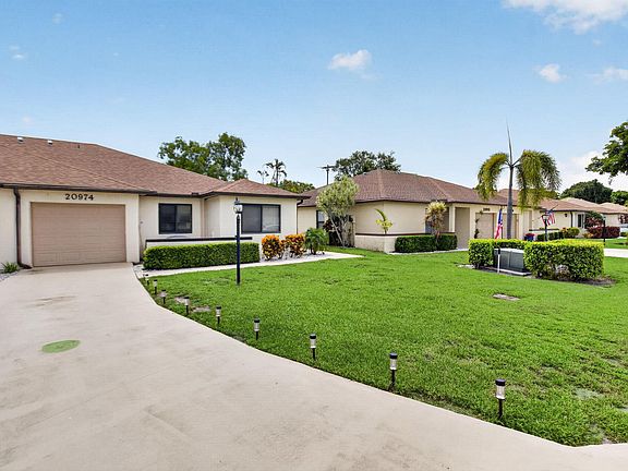4th image of 20974 Concord Green Drive E
