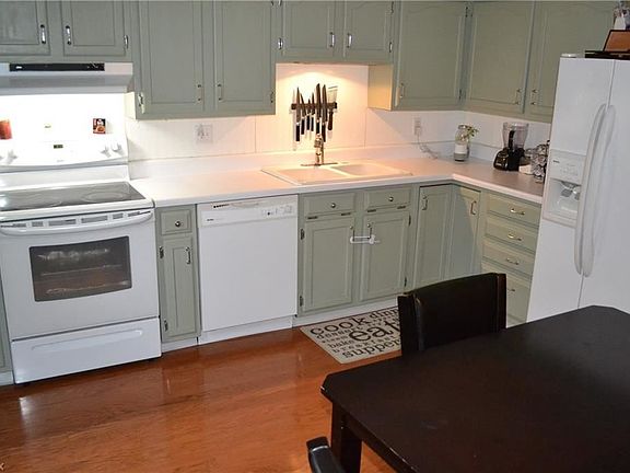 2nd image of 37312 Euclid Ave Unit 37312