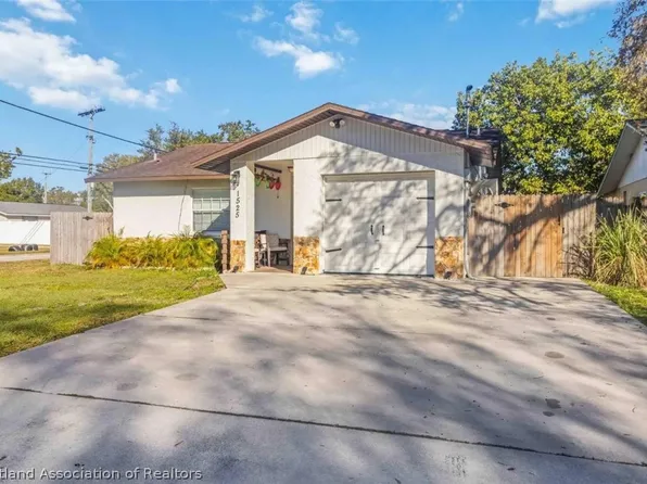 1525 W Comanche Ave, Tampa, FL 33603