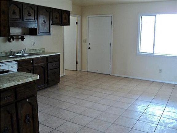 5th image of 7162 Fatima Ave