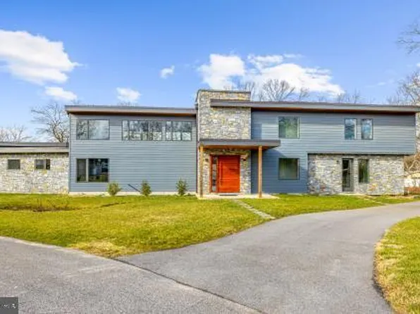 308 Cockey Dr, Pasadena, MD 21122