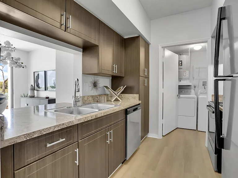 Marela Apartments — Photo 15