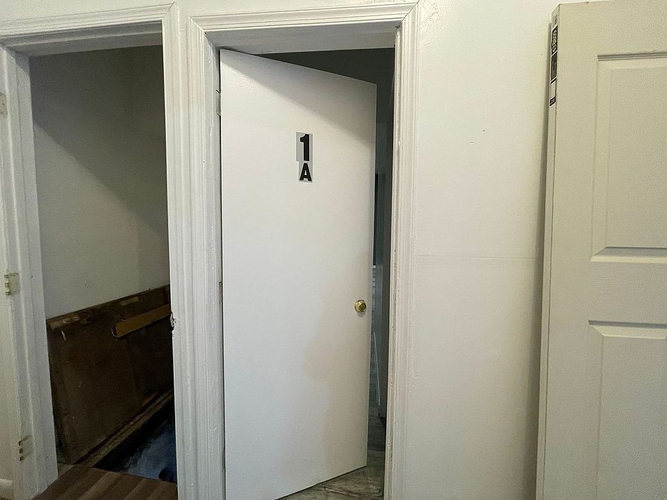 1st image of 27 E 7th St Front 1A
