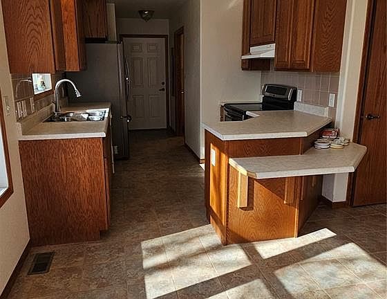 3rd image of 10085 County Road 3