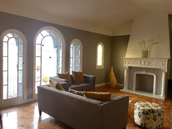 Living Room -fireplace