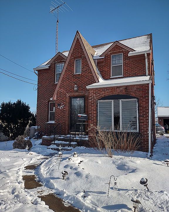 983 Dixie Hwy, Rossford, OH 43460 Zillow