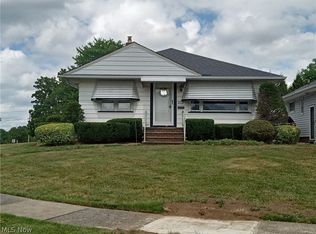 5505 Cumberland Dr, Garfield Heights, OH 44125
