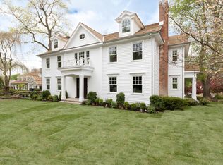 40 Jones Park Dr, Riverside, CT 06878