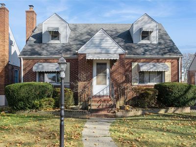 38 Pearl Street, New Hyde Park, NY, 11040