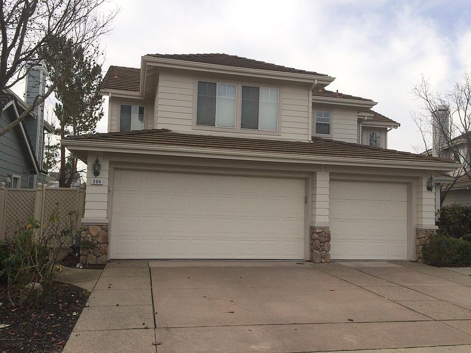 1st image of 304 Mindanao Dr