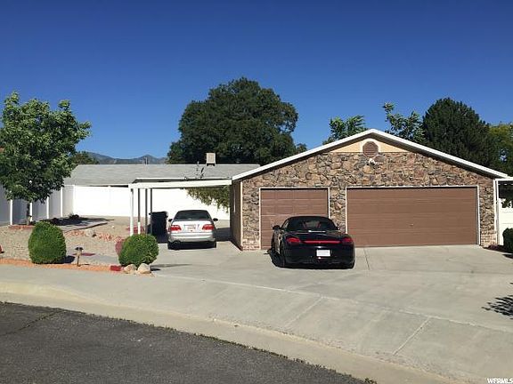 4th image of 3708 S Brook Hollow Ct