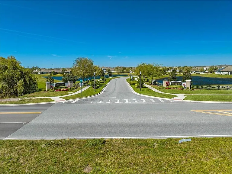 5301 Amersham Ln — Photo 65