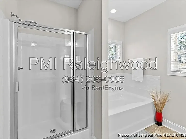 1245 Whitney Dr — Photo 17