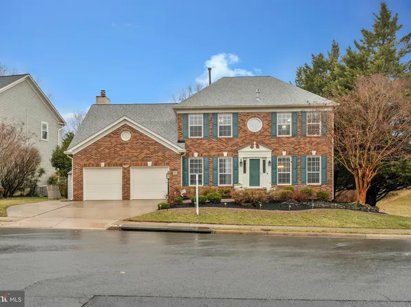 1545 Kingstream Cir, Herndon, VA 20170