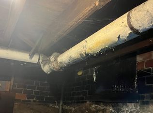 102 High St APT 1, Brattleboro, VT 05301