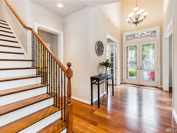 4th image of 1032 S 36th Pl