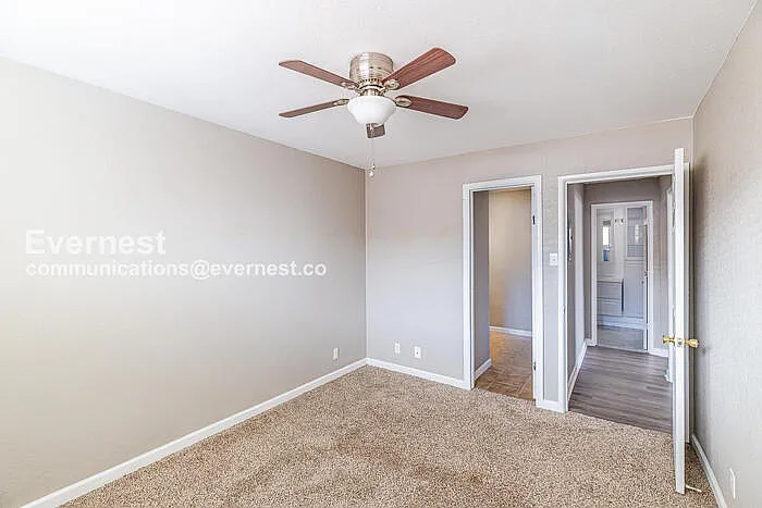 1243 N Washington St #402 — Photo 13