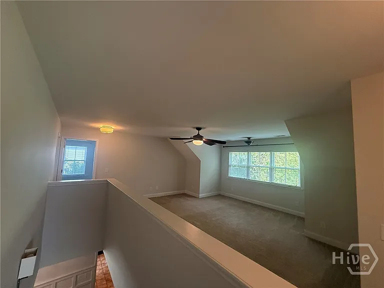 73 Waverly Ln — Photo 16