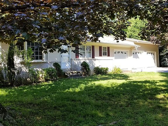5th image of 8321 Sharon Dr