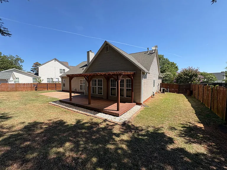 103 Lantana Ct — Photo 21
