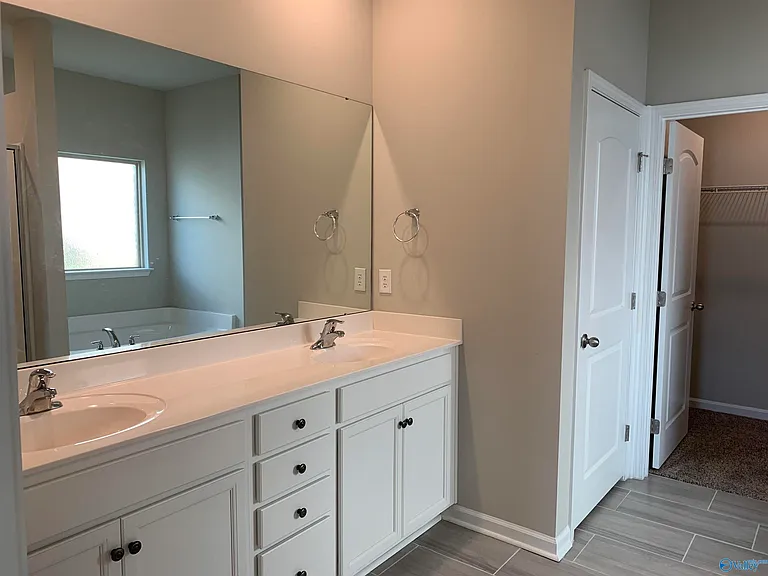 223 Ivyleaf Dr — Photo 12