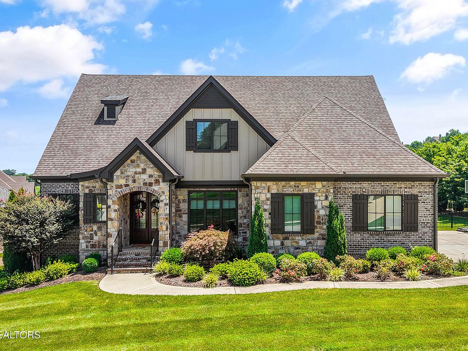 1st image of 528 Larksong Dr