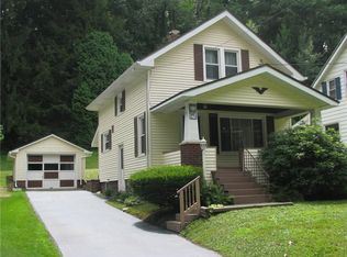 1089 Plateau Dr, Meadville, PA 16335