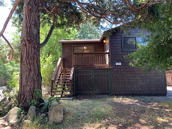 3rd image of 8479 Grape Ave