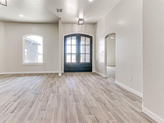 5th image of 3508 Scissortail Ln