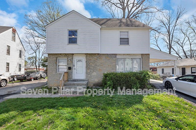 1st image of 406 Beechtree Rd