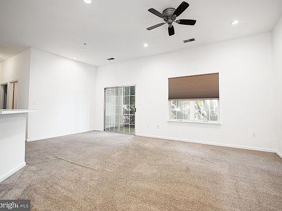 5th image of 1300D Sheridan Pl #1300-D