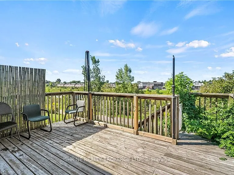 1841 Foxwood Ave #UPPER — Photo 24
