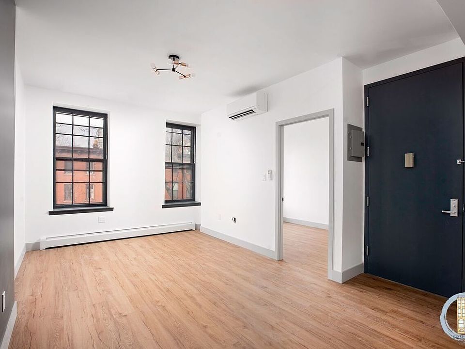 1st image of 399 Clermont Ave #1A