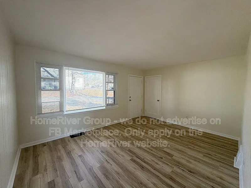 2 bed, 1.0 bath, 768 sqft, $1,200 — Photo 3