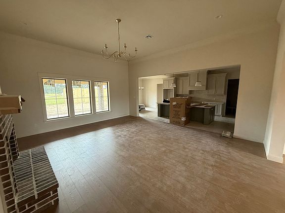 4th image of 226 Cody Ln