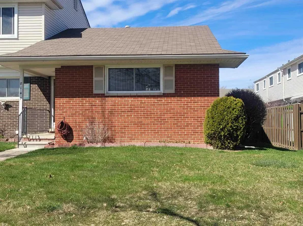 8147 Busko St, Warren, MI 48093