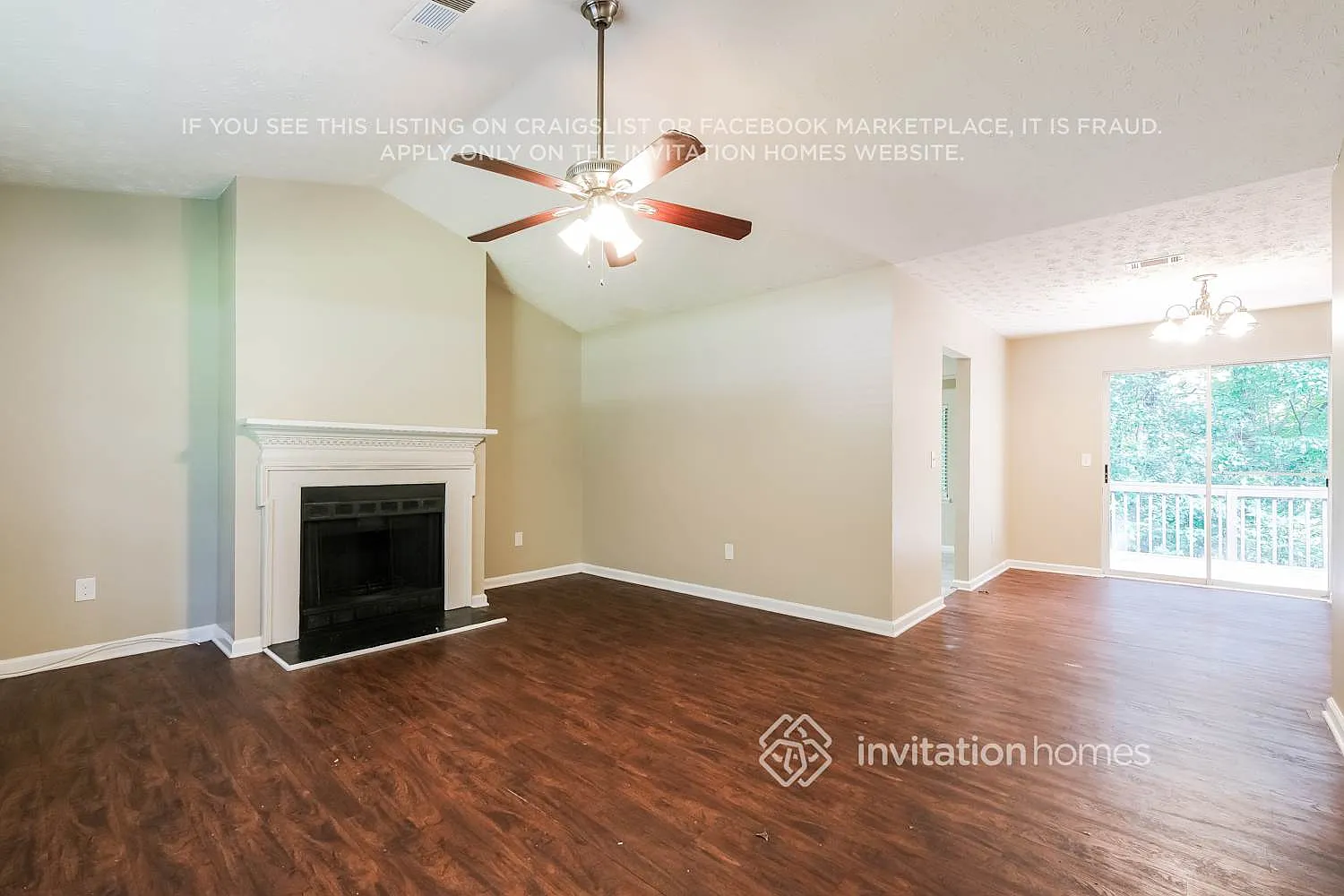 2805 Wildflower Ln Snellville, GA 30039 — Photo 4