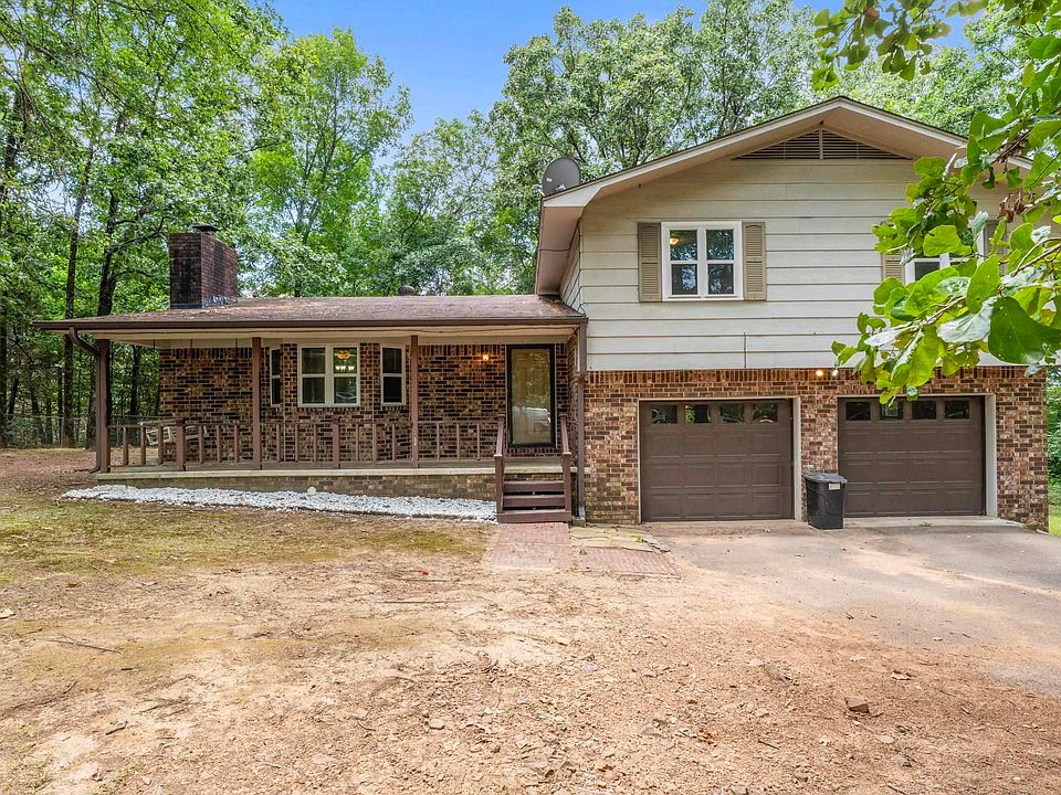 1st image of 22 E Hill Dr