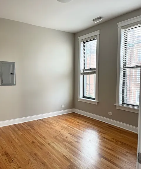 2000 S Throop St #3F — Photo 9