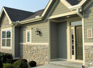 6208 W 22nd Ct, Lawrence, KS 66049