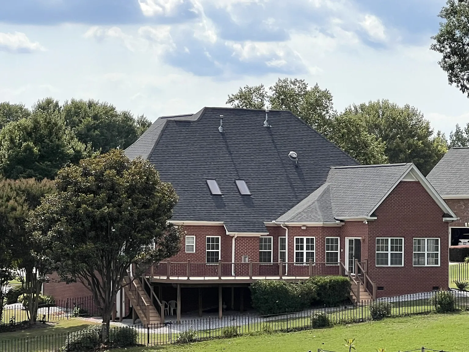 5 bed, 3396 sqft, $3,500 — Photo 2