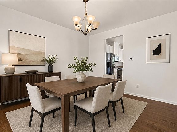 4th image of 84 Elmcrest Rise