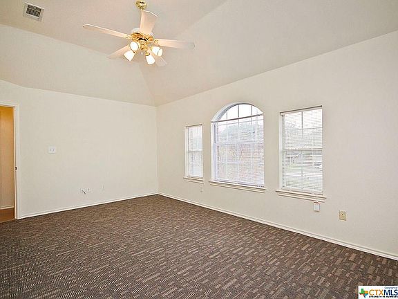 4th image of 1720 Ramona Cir