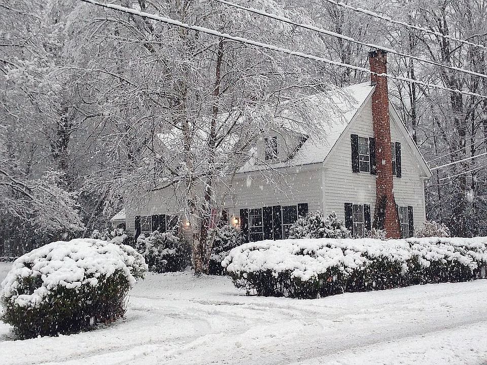 18 Green River Rd, Greenfield, MA 01301 Zillow