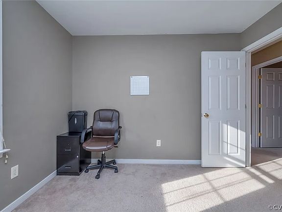 3rd image of 5307 Fairpines Ln