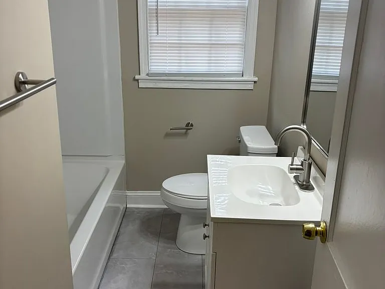 3931 Dexter Dr — Photo 14