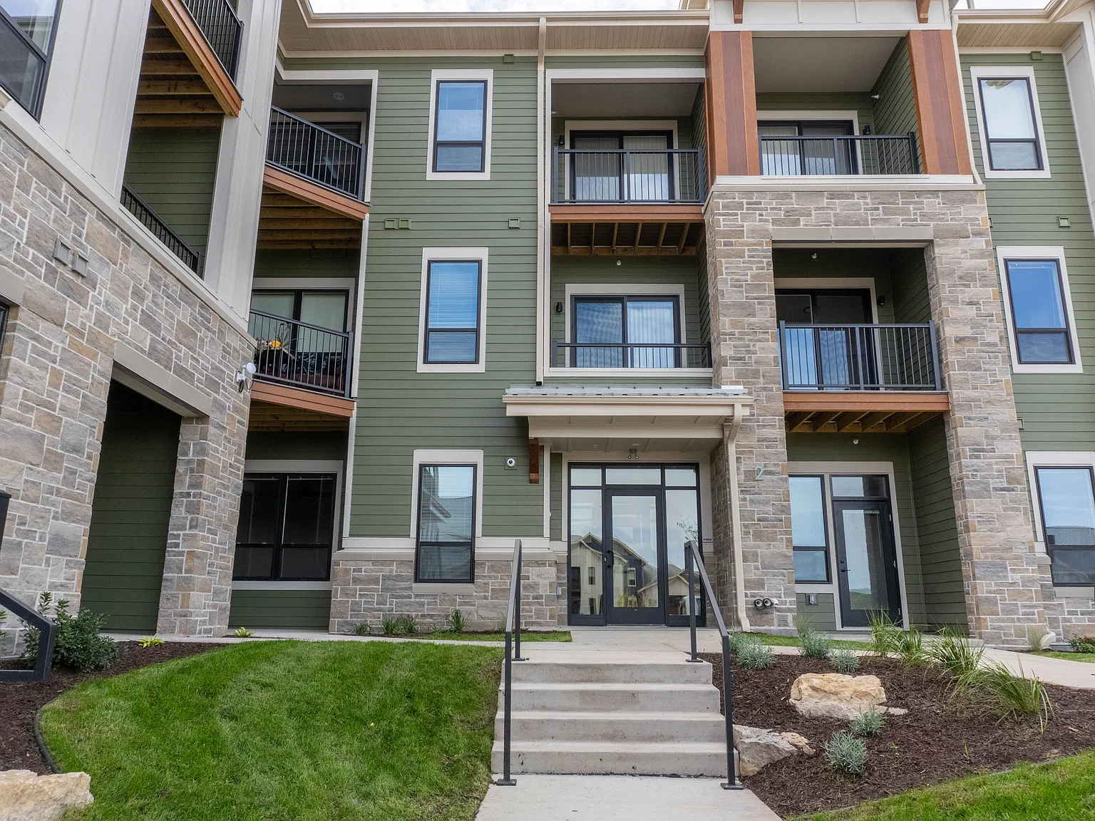 Midpoint Meadows Apartments — Photo 3