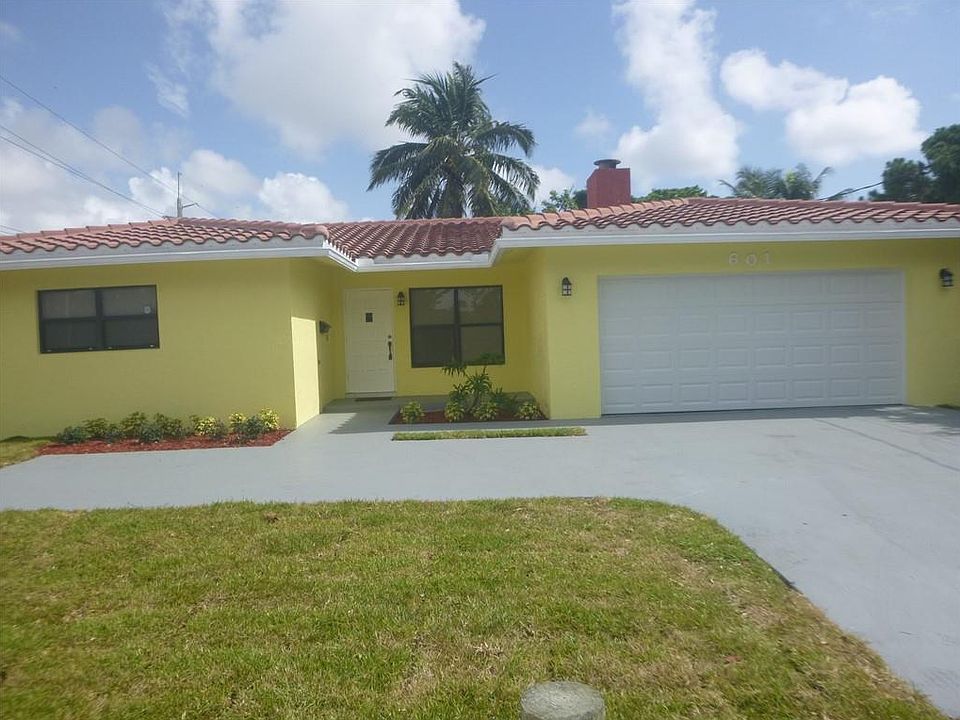 1st image of 601 NE 38th St