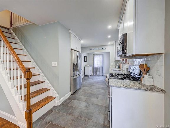 4th image of 31 Brozdowski Ln